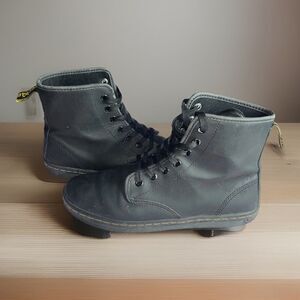 Dr. Doc Martens Shoreditch Combat Boots Womens US 8 Black Leather Lace Up AW004
